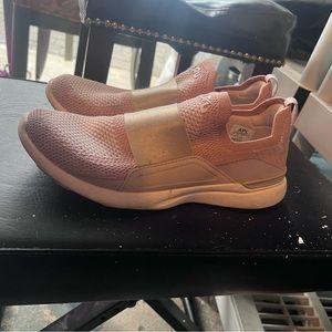 APL bliss size 8